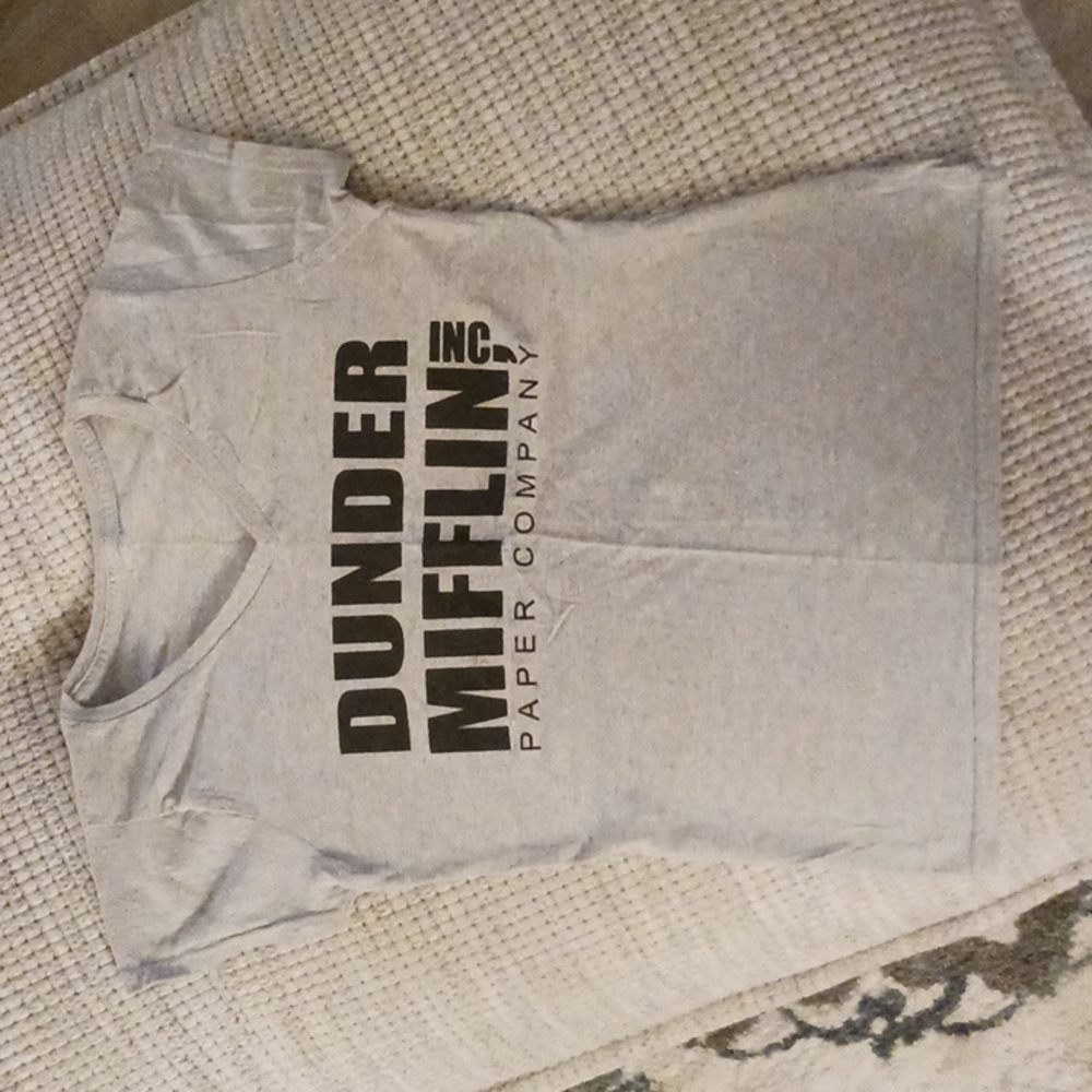 Dunder Mifflin T-shirt